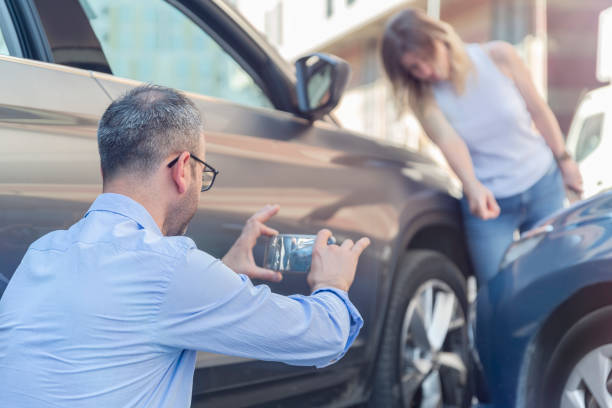Professional Full Coverage Car Insurance technician working in Calera, OK